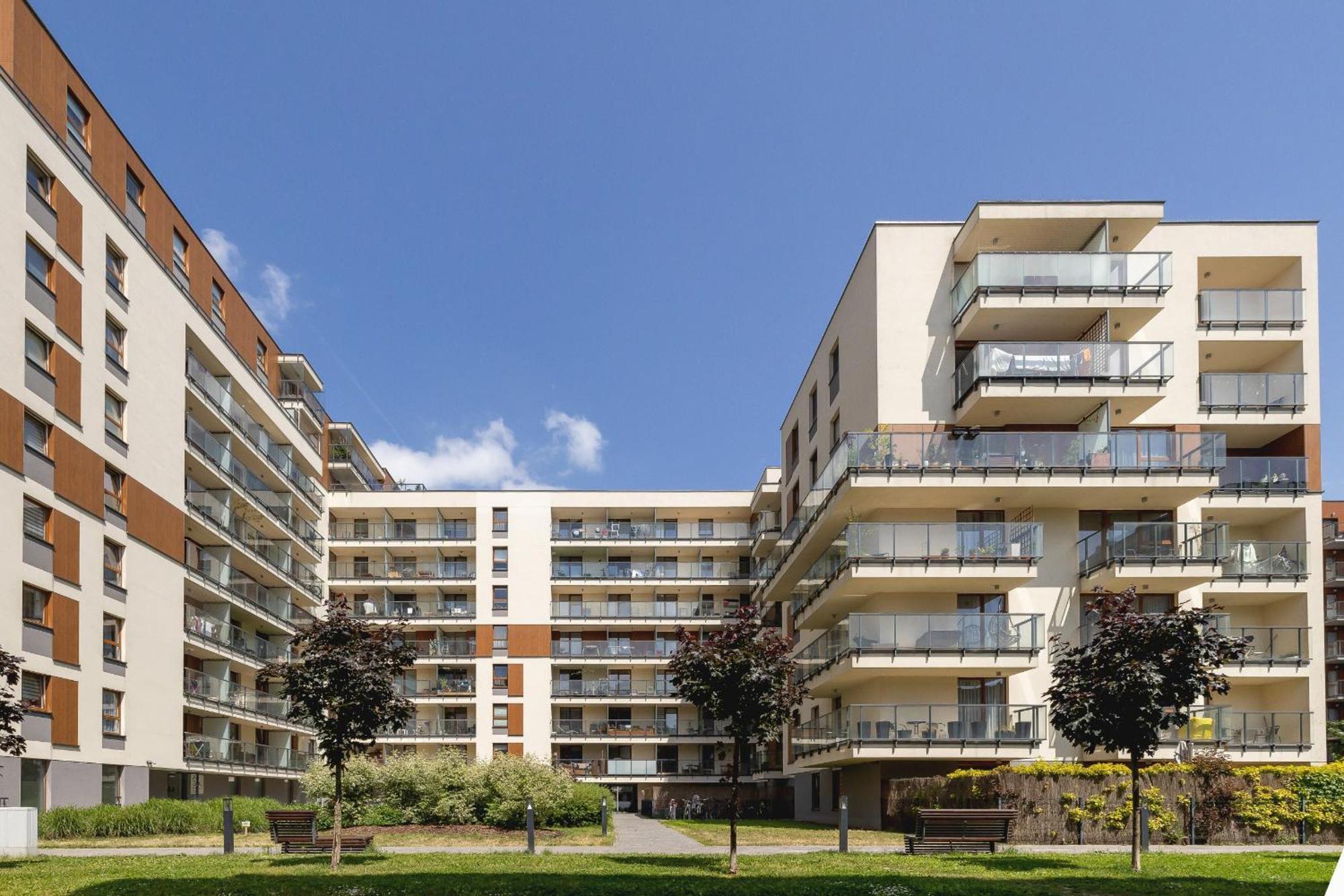 Przytulny Apartament Na Wroclawskiej Z Parkingiem W Krakowie By Noclegi Renters Exterior photo